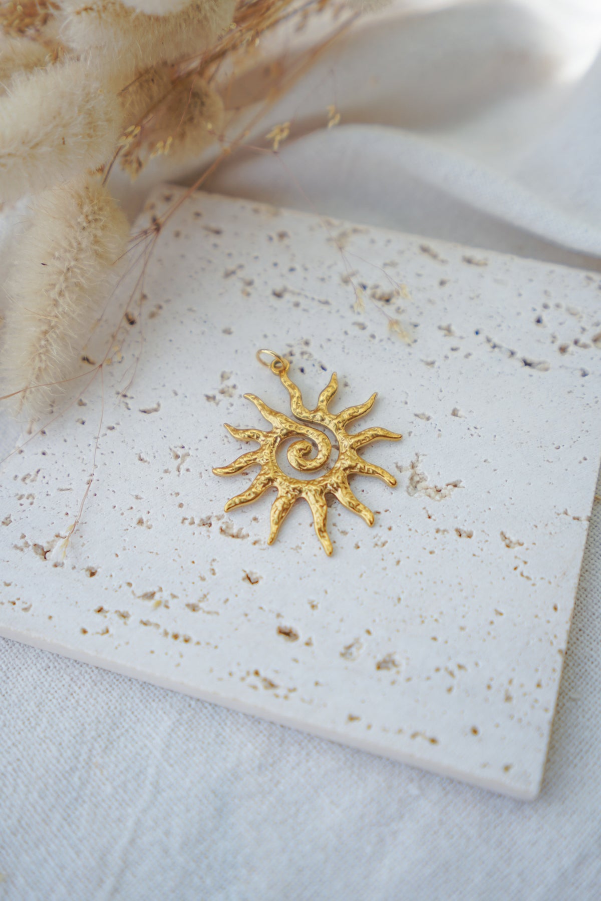 Charms de acero (collares)