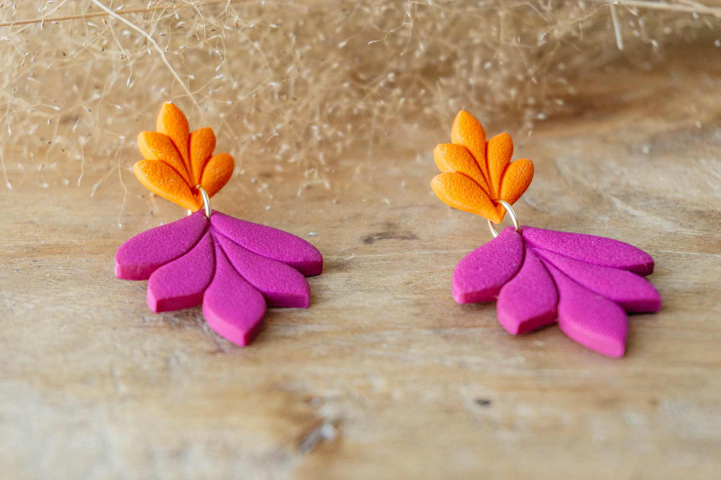 Pendientes naranja y fucsia