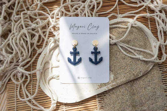 Pendientes ancla marinera en azul marino