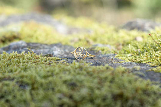 Anillo celta trsiquel dorado