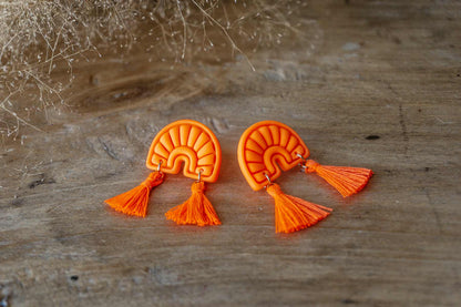 Arcoíris con pompones | Colección FLÚOR