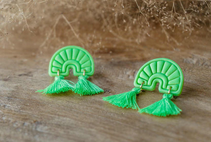 Arcoíris con pompones | Colección FLÚOR