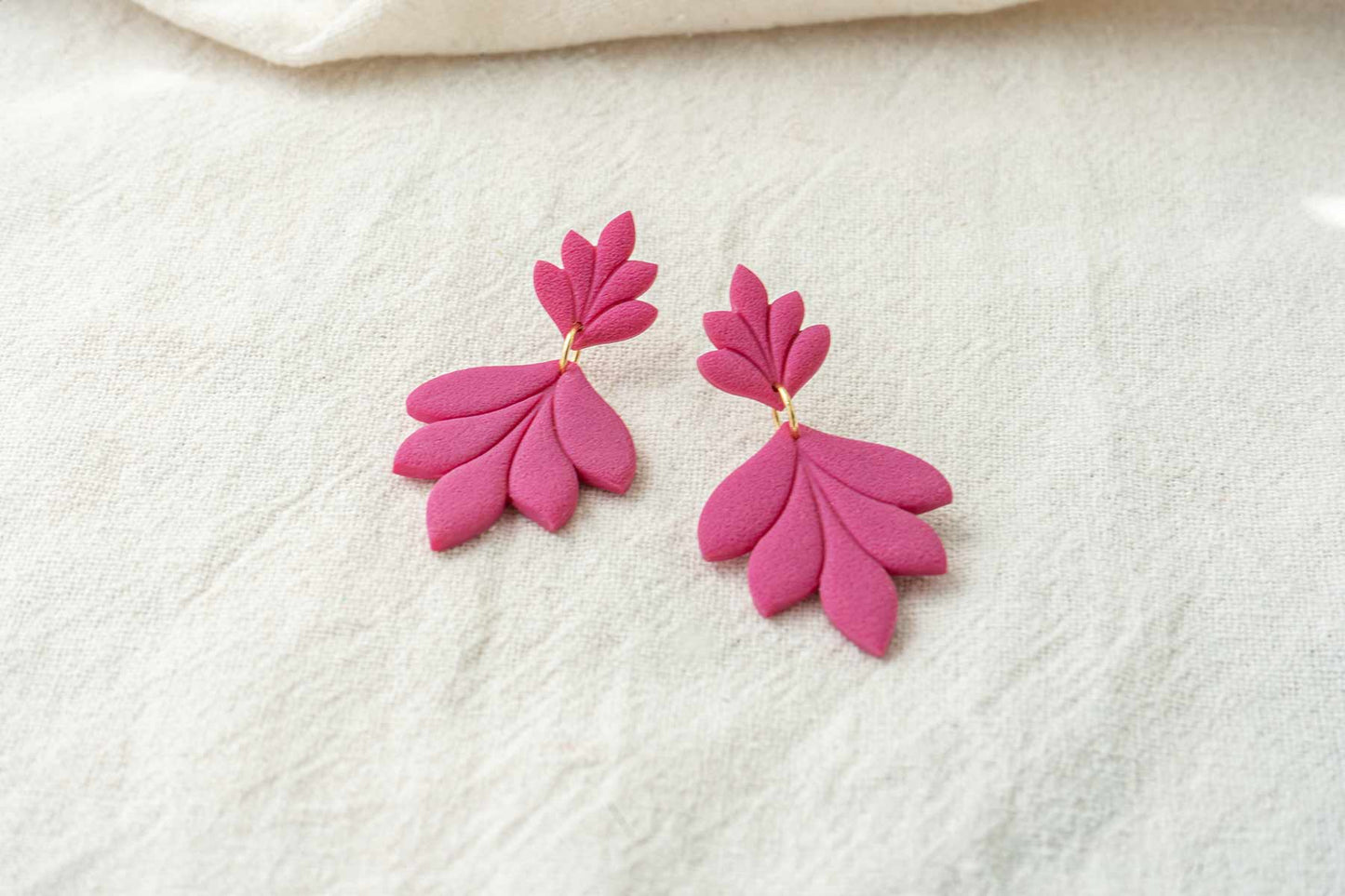 Pendientes ARTEMISA (rosa fucsia) | Colección ESENCIALES