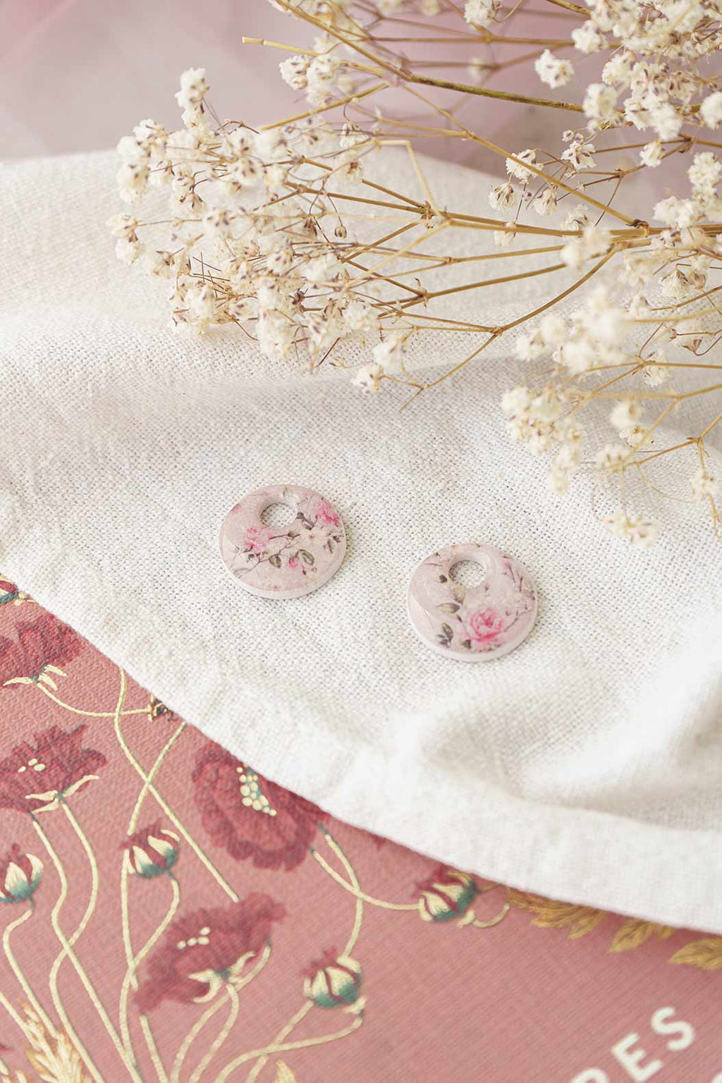 Charm rosas vintage
