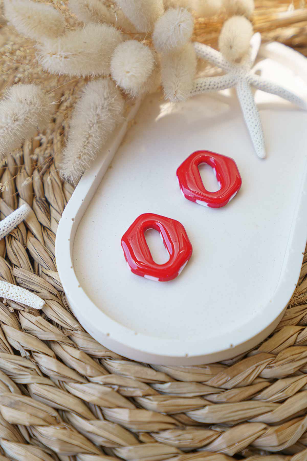 Charms pendientes de verano rayas marineras rojas