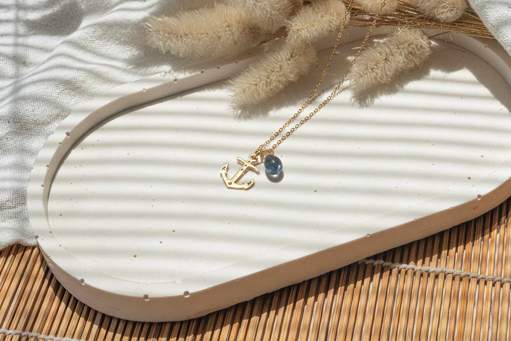 Collar ancla marina