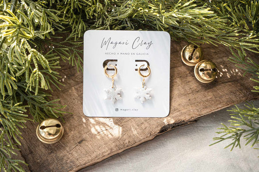 Pendientes COPOS DE NIEVE ARO (blanco) | Colección NAVIDAD DE ALGODÓN