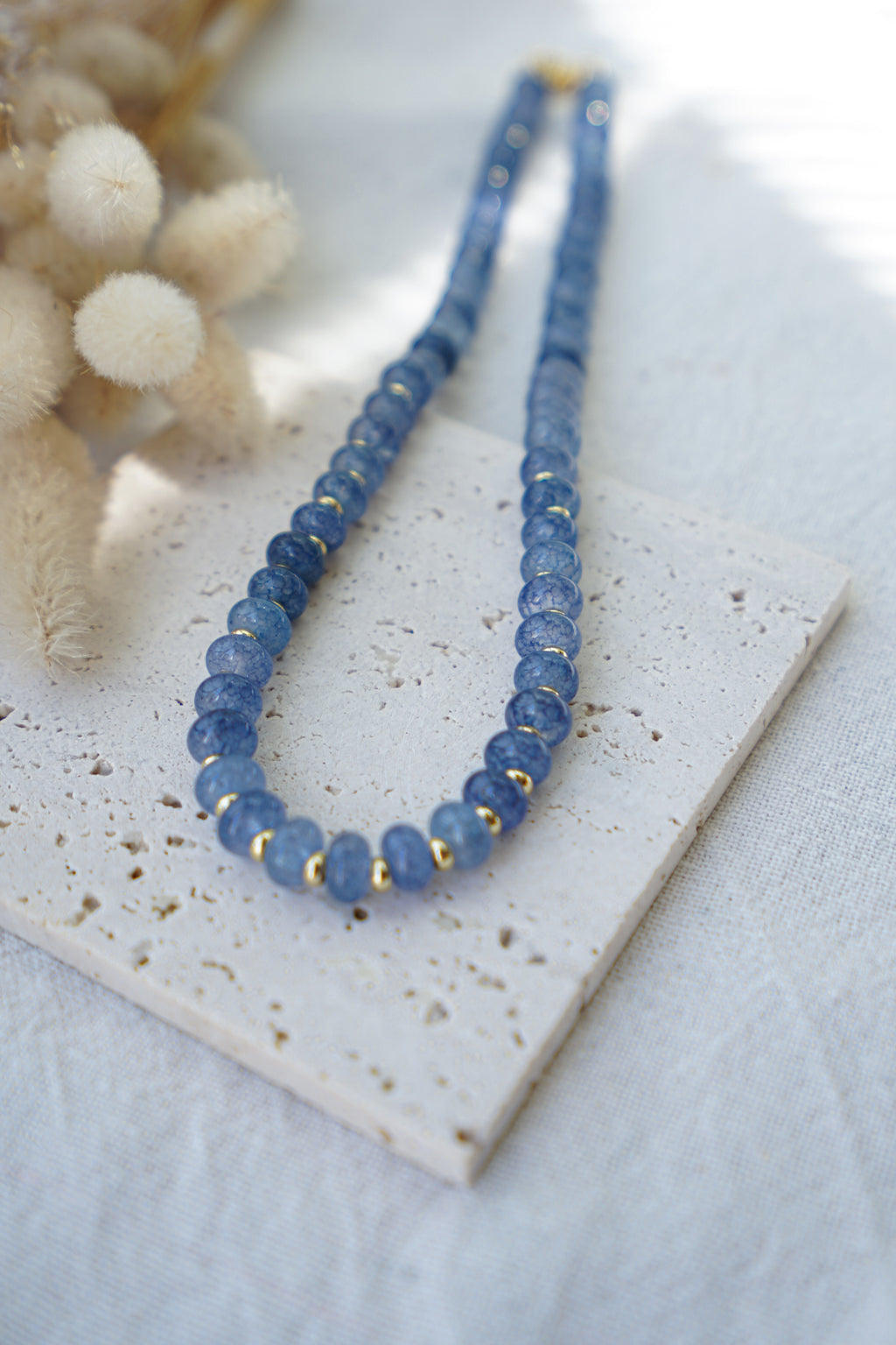 Collar ISOLA (piedras azul oscuro)