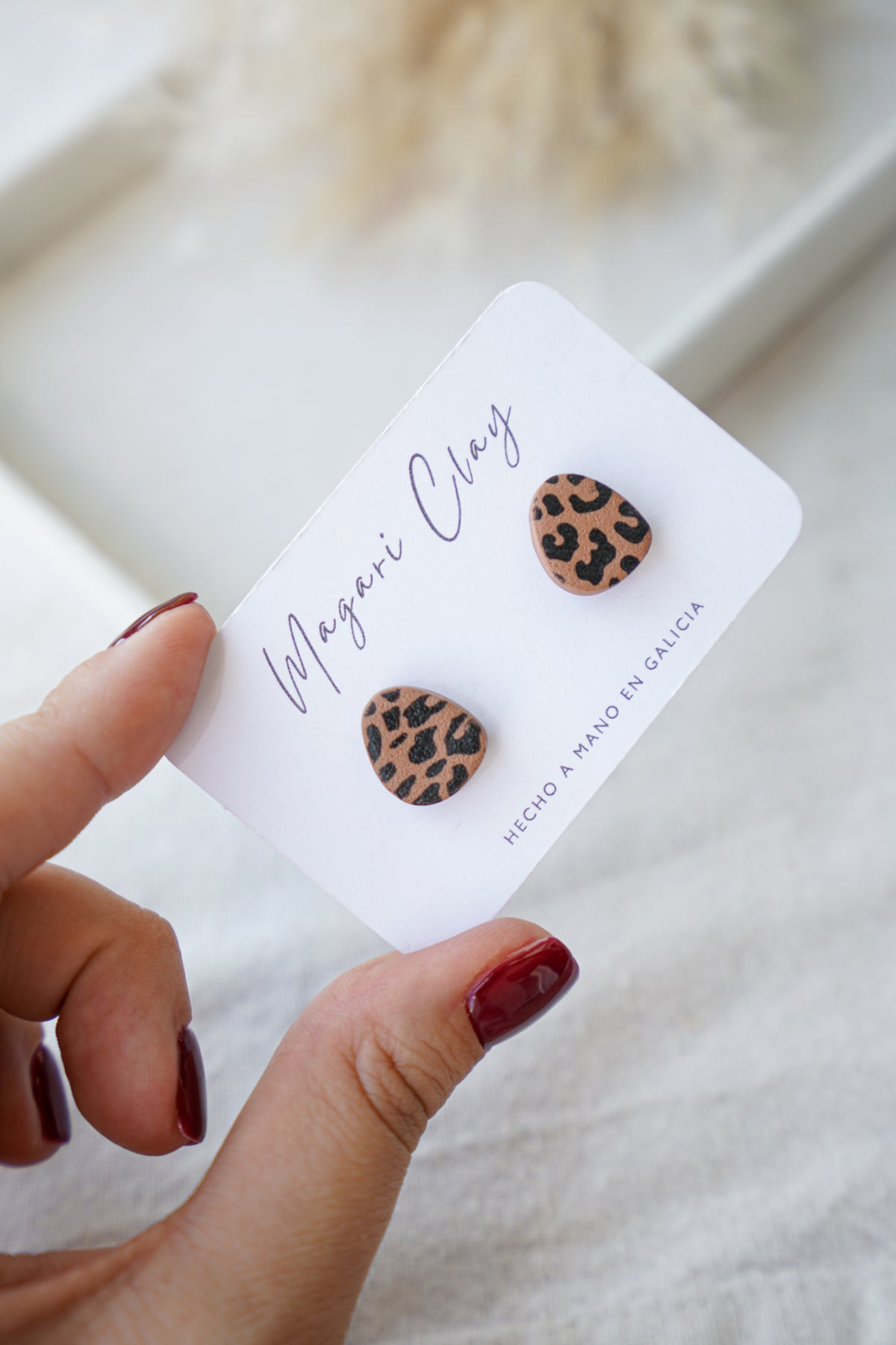 Pendientes pequeños con estampado Animal print
