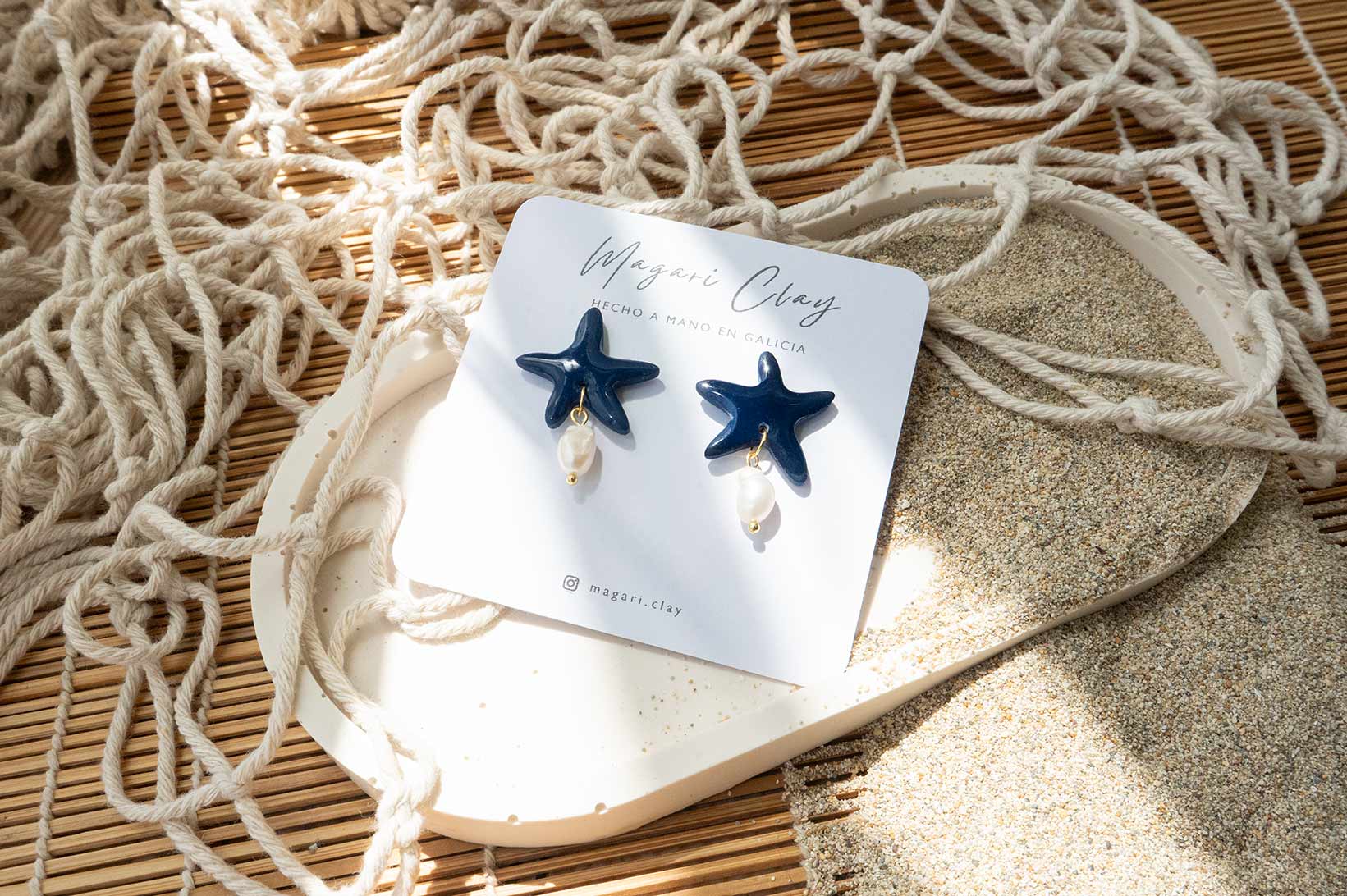 Pendientes estrella de mar azul marino