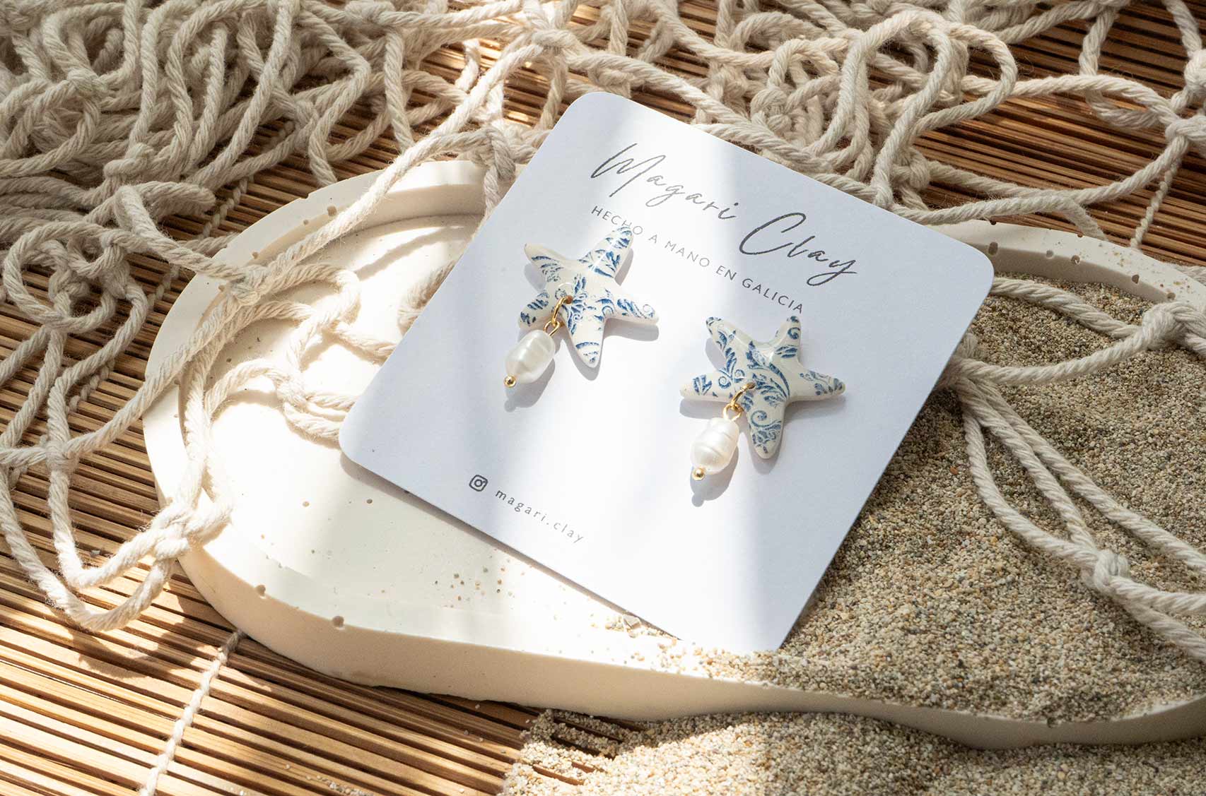 Pendientes estrella de mar con estampado de azulejo