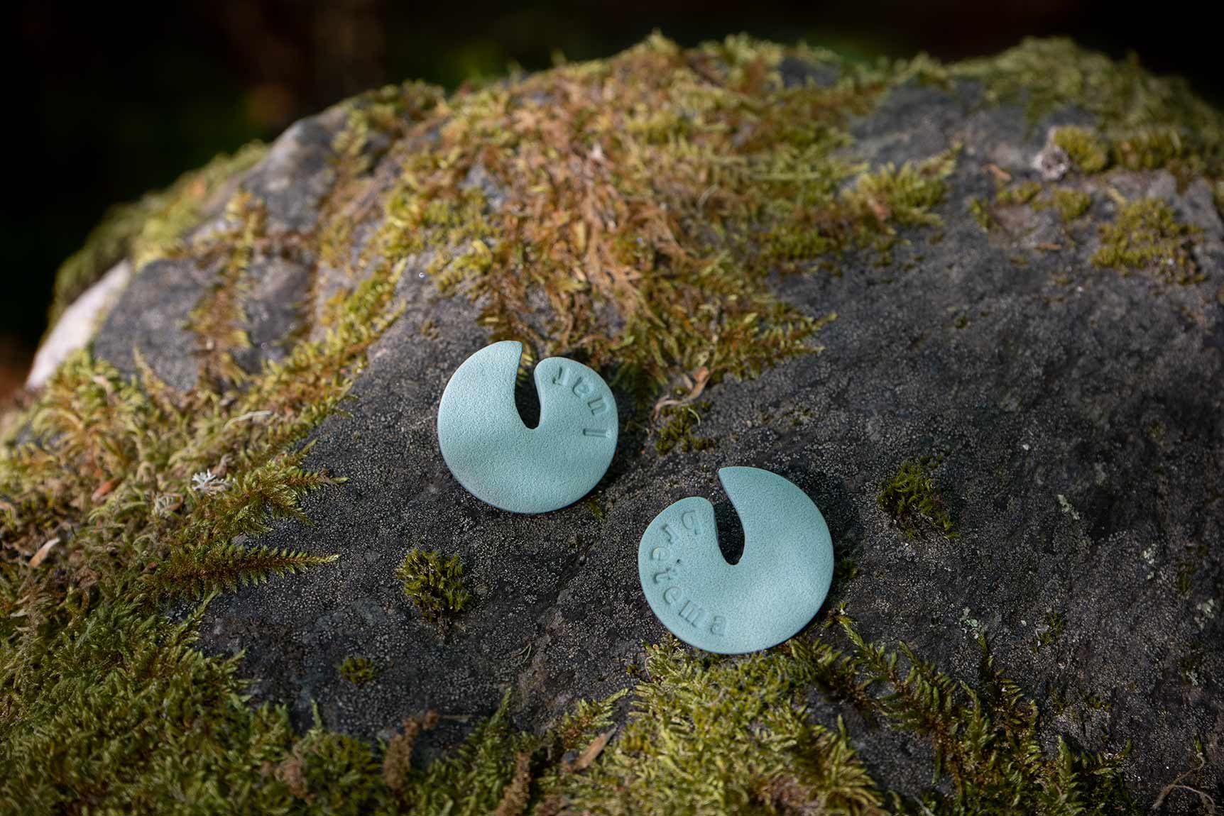 Pendentes artesáns en galego (aguamarina)