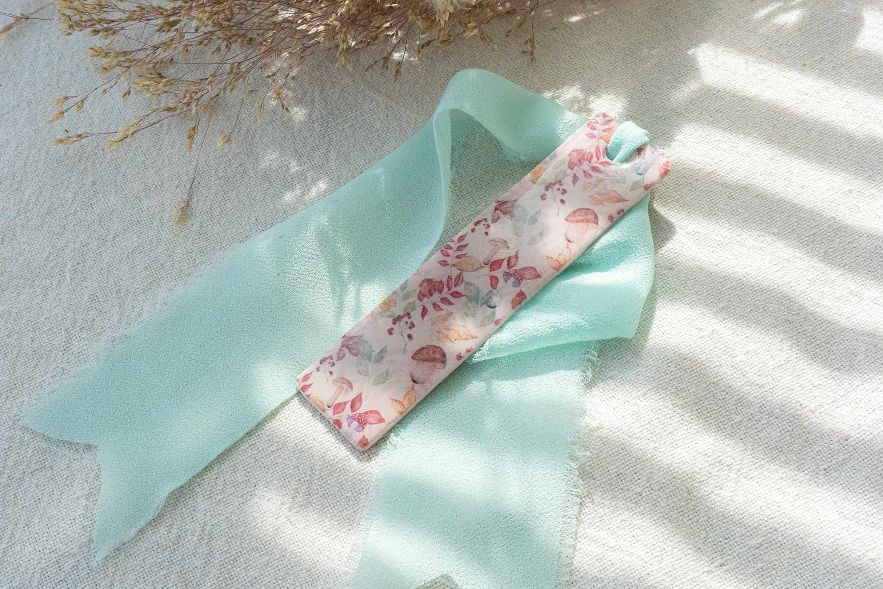 Punto de libro artesanal