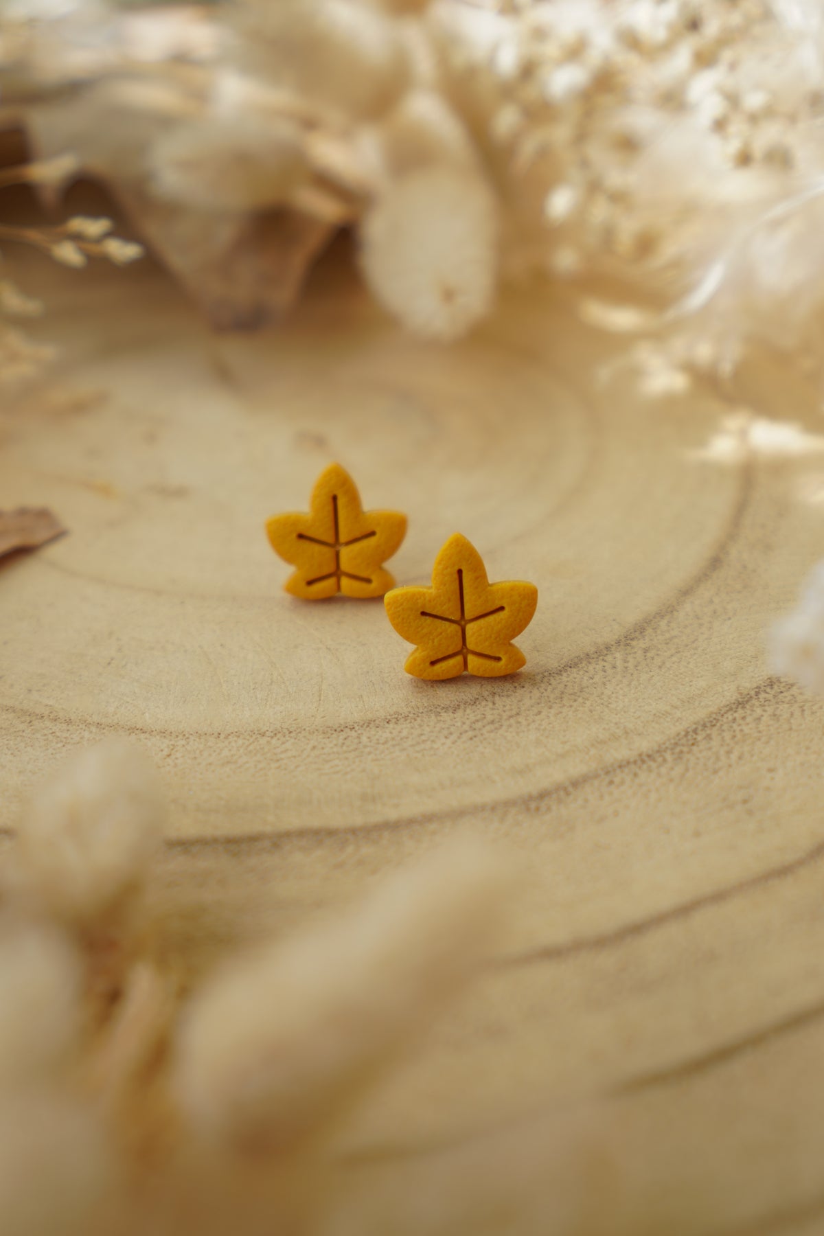 Pendientes MINI HOJA DE ARCE | Colección Bosque Encantado