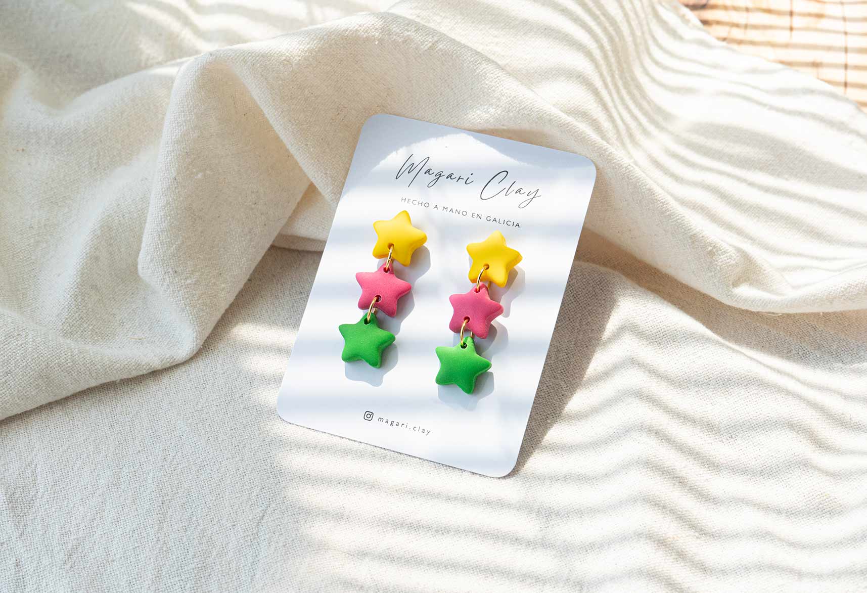 Pendientes estrellas de colores