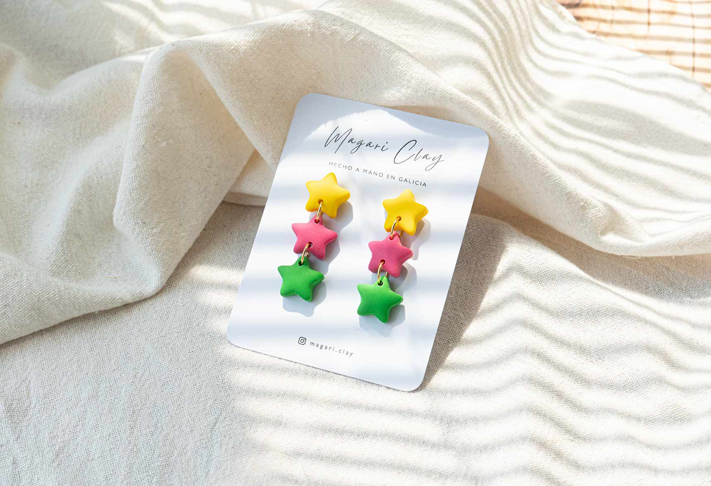 Pendientes estrellas de colores