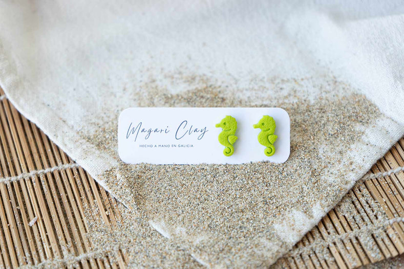 Pendientes MINI CABALLITO DE MAR | Colección TROPICAL 🌺