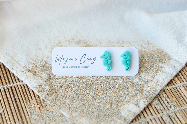 Pendientes MINI CABALLITO DE MAR | Colección TROPICAL 🌺