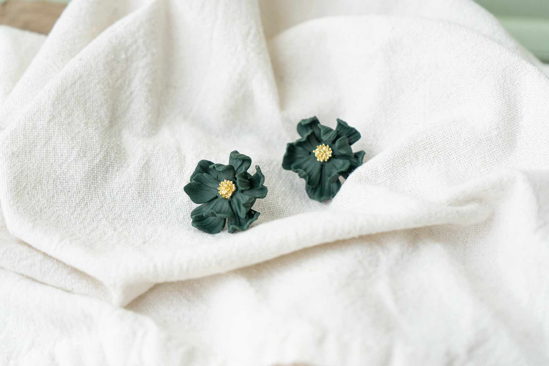 Pendientes flor verde oscuro