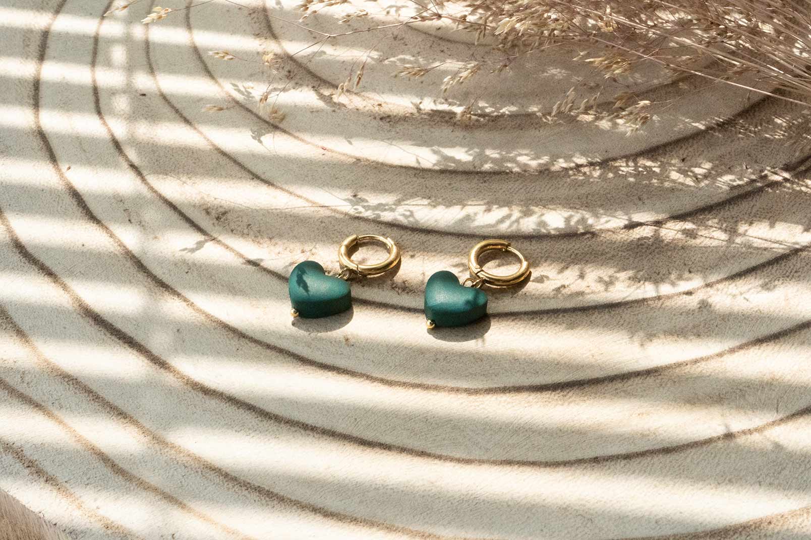 Pendientes MINI CORAZONES ARO (colores otoñales) | Colección VIENTOS DE ESCOCIA 🍂