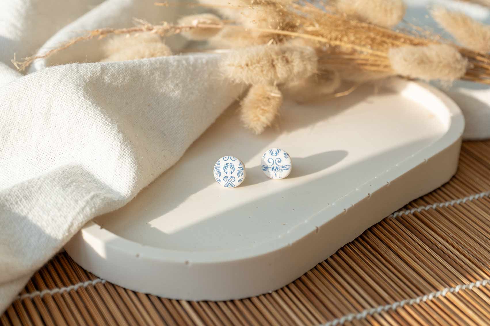 Pendientes minis redondos estampado azulejo